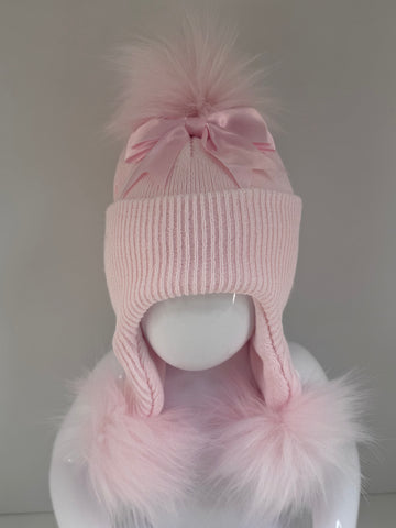 Fur pompom hat