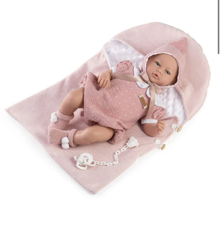 Chloe crying newborn