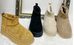 Adults uggs size 3to8