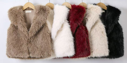 Faux fur gillets black