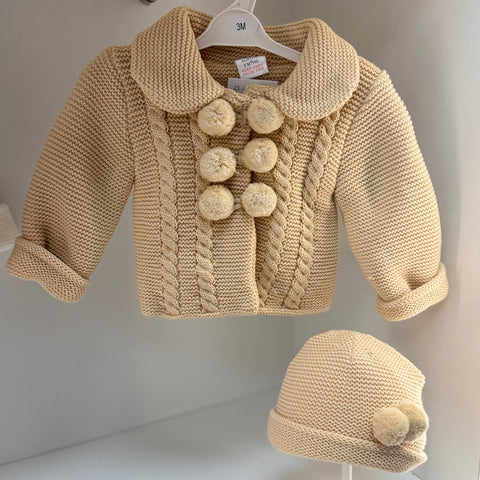 cardigan and hat set -beige