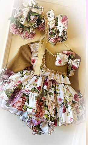 Ella confeccion collection comes withbonnet or bow