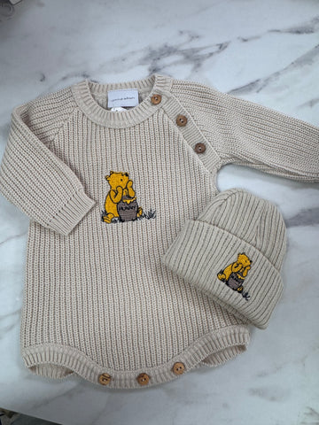 Winnie the Pooh knitted set