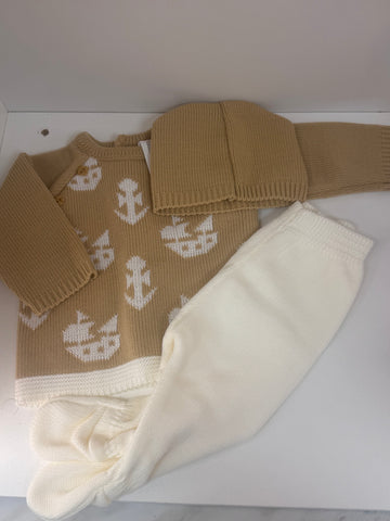) Boys Spanish knitted gift box set