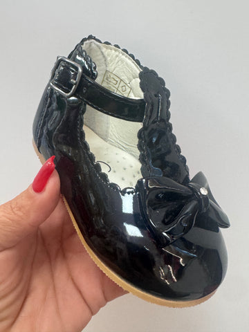 Sally shoe black    uk2-uk8