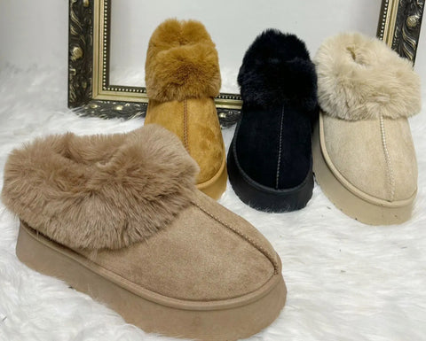 Adults uggs size 3to8