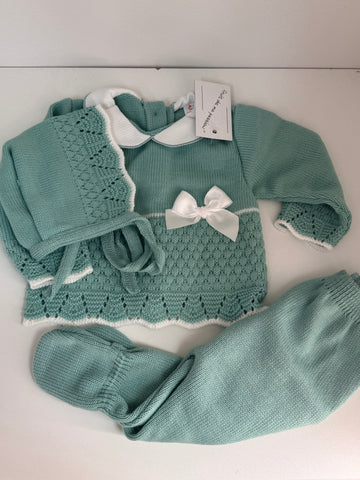 Girls Spanish knitted gift box set